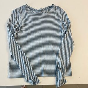 Vince long sleeve T shirt small